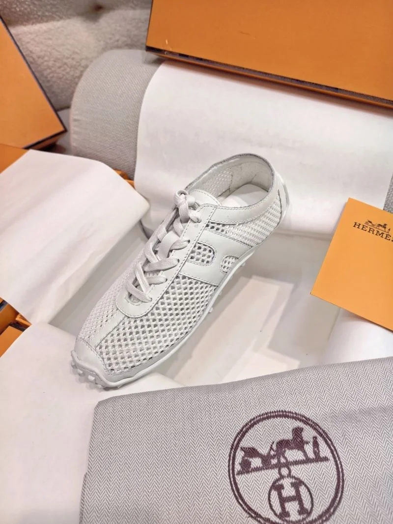 Contemporary Hermes Low Shoes 26554
