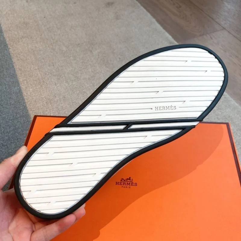 QuickDry Hermes Low Shoes 26566