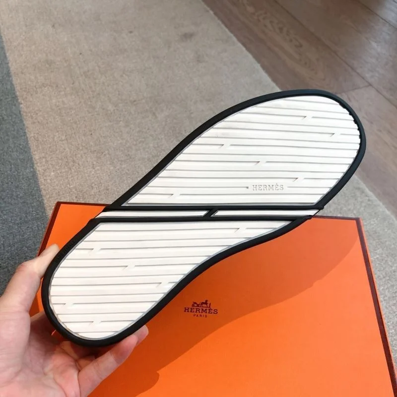 Cozy Hermes Low Shoes 26556