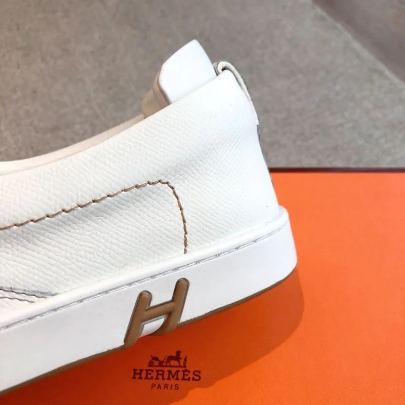 WellDesigned Hermes Low Shoes 26548
