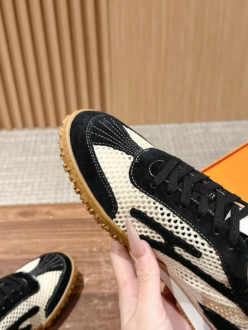 Hermes Low Shoes Lightweight 26538