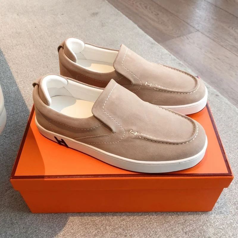 Vibrant Hermes Low Shoes 26524