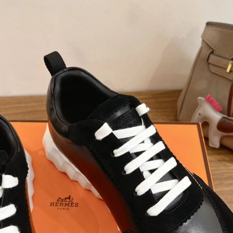 AllSeason Hermes Low Shoes 26477