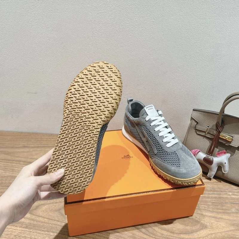Seasonal Hermes Low Shoes 26470