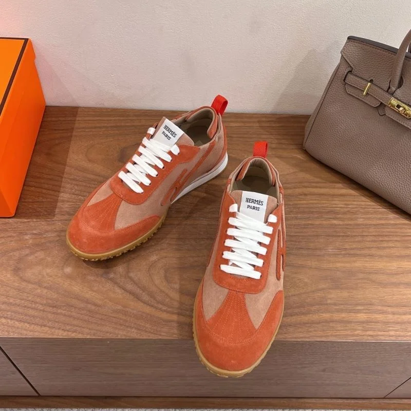 Flexible Hermes Low Shoes 26450