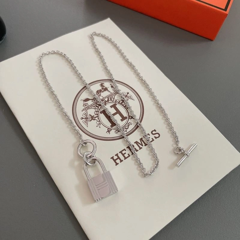 WeatherProof Hermes Necklaces 247444