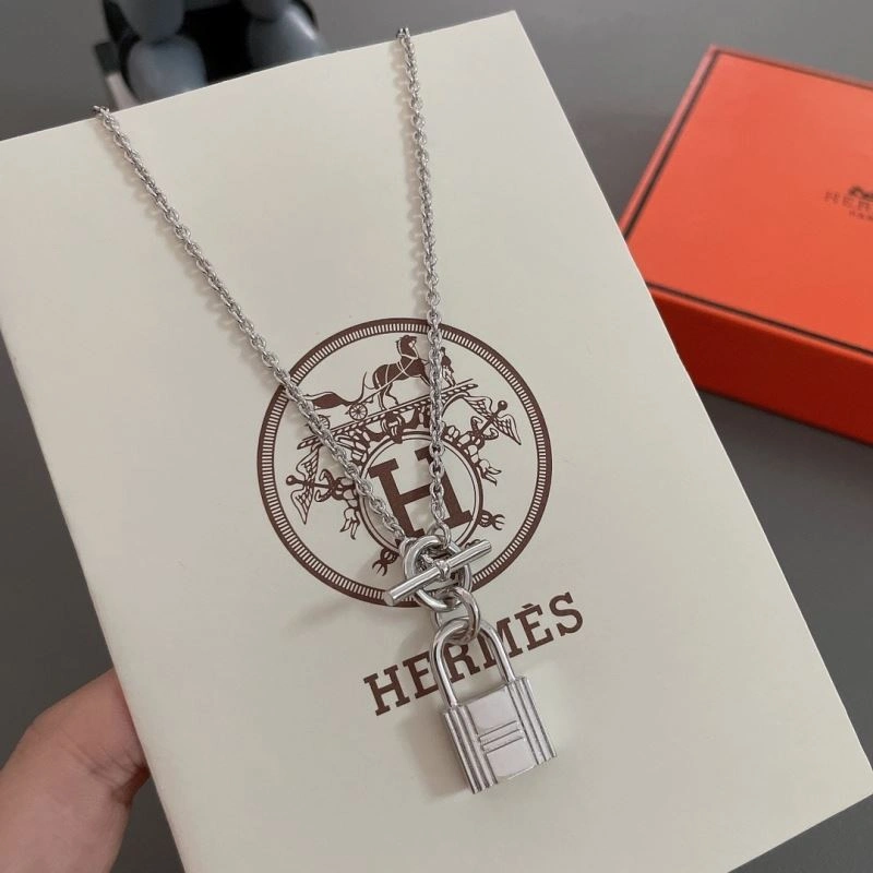 WeatherProof Hermes Necklaces 247444