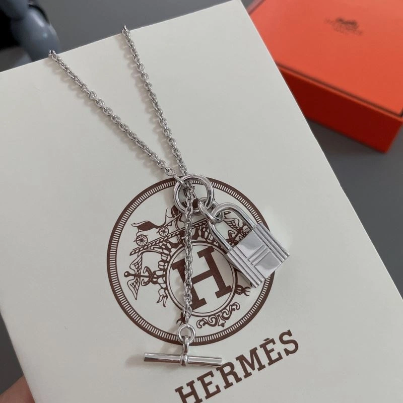 WeatherProof Hermes Necklaces 247444