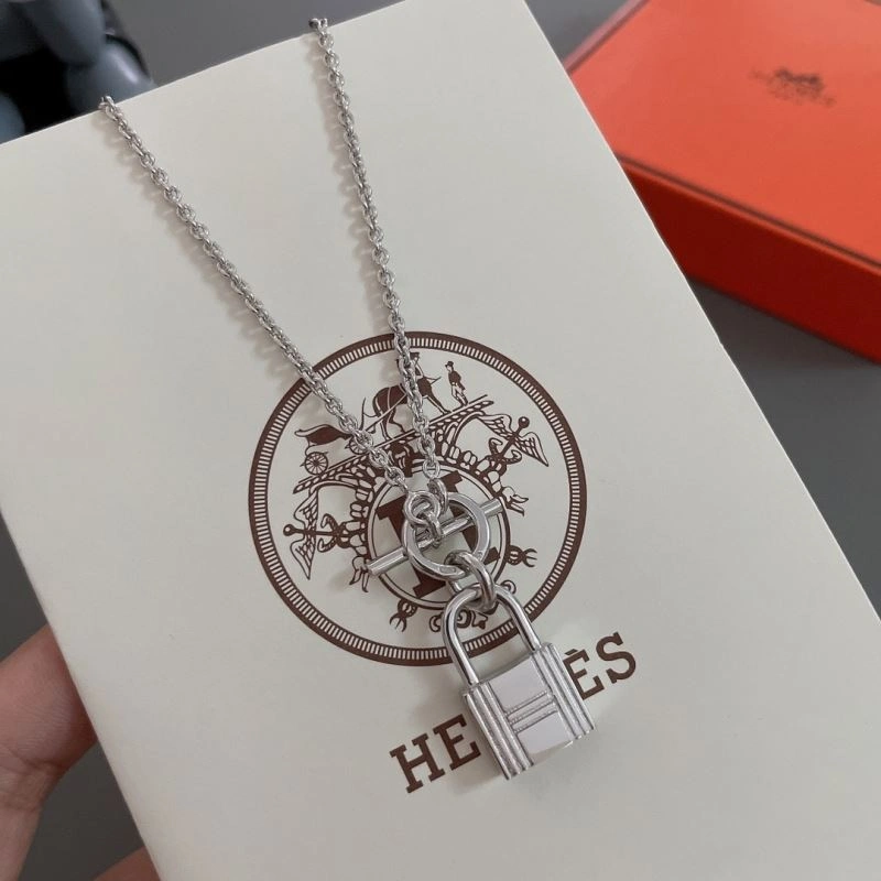 WeatherProof Hermes Necklaces 247444