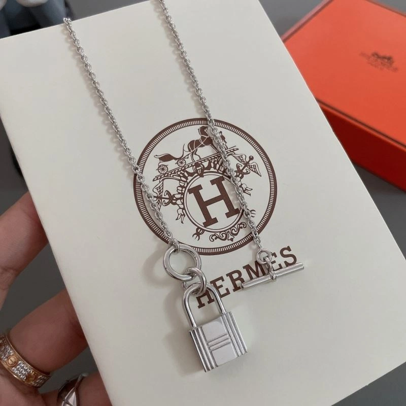 WeatherProof Hermes Necklaces 247444