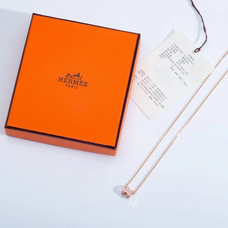 ModernLook Hermes Necklaces 247415