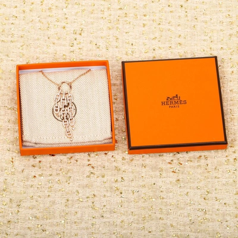 Sporty Hermes Necklaces 247385