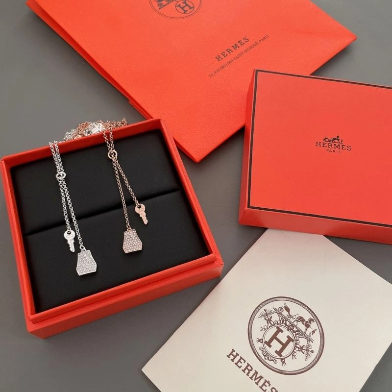 Hermes Necklaces UrbanChic 247370