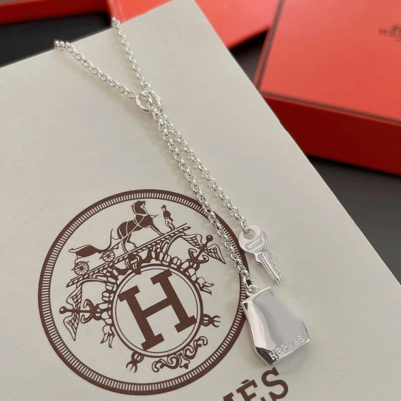 Hermes Necklaces UrbanChic 247370