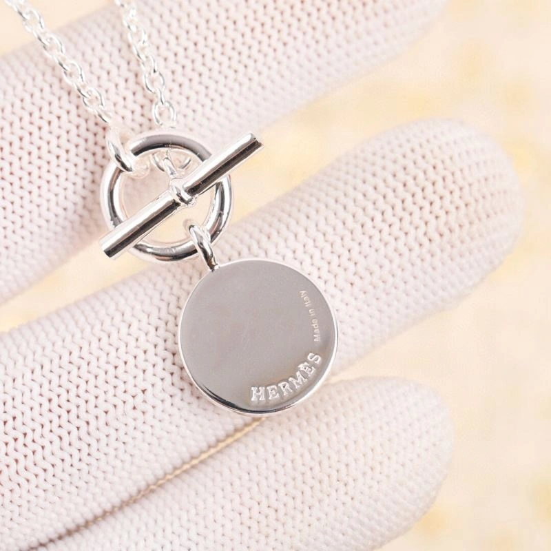 Efficient Hermes Necklaces 247340