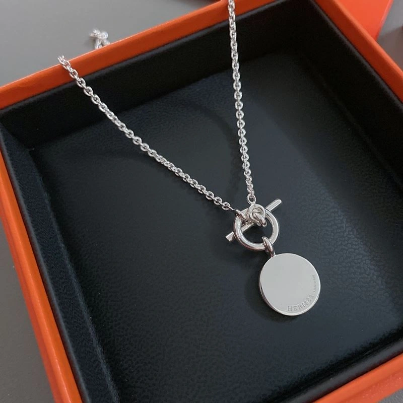 Hermes Necklaces Versatile 247348