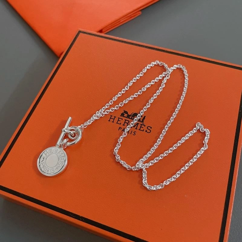Hermes Necklaces Versatile 247348