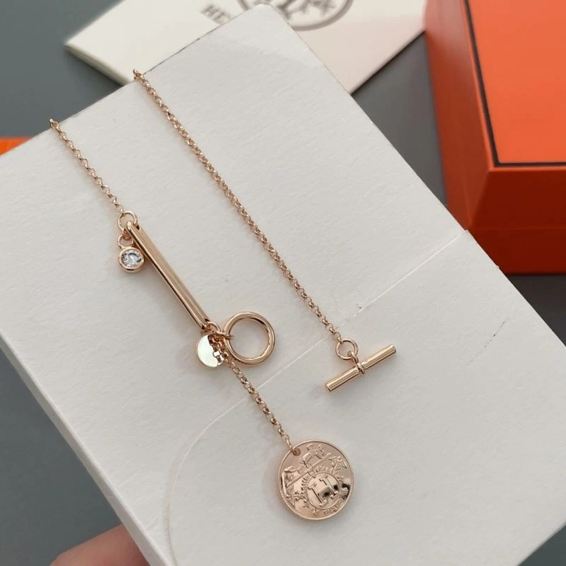 Refined Hermes Necklaces 247343