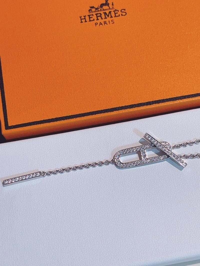 Bold Hermes Necklaces 247564