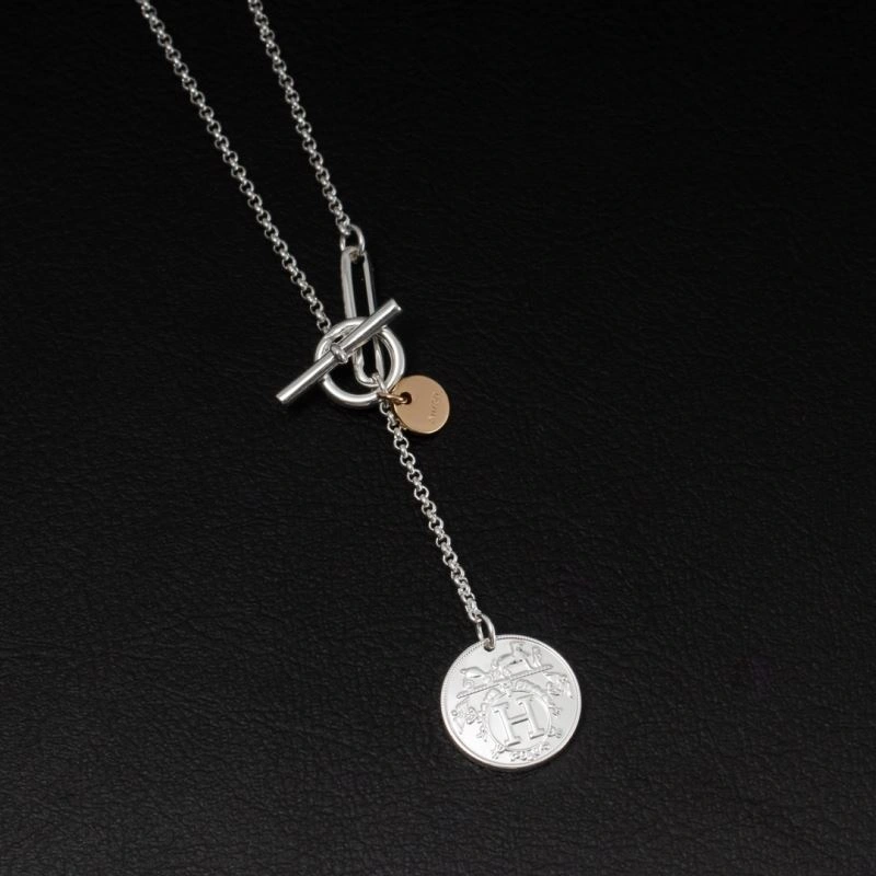 Sleek Hermes Necklaces 247555