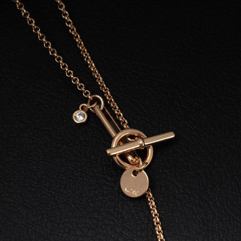 Sleek Hermes Necklaces 247555