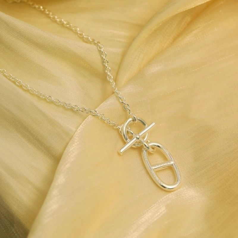 WaterResistant Hermes Necklaces 247566