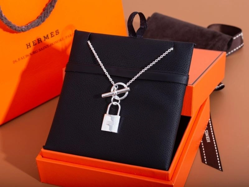 Thermal Hermes Necklaces 247560