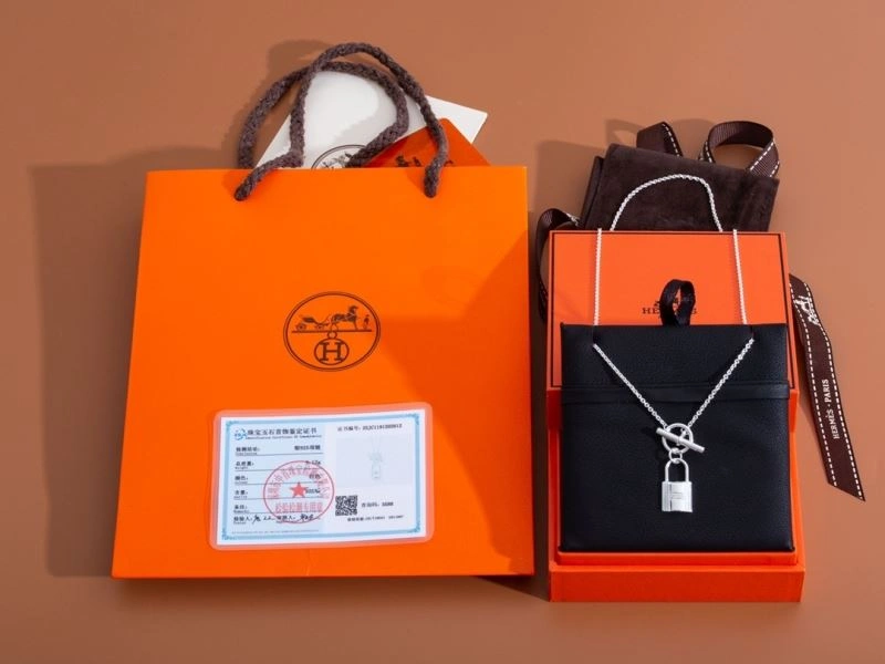 Thermal Hermes Necklaces 247560