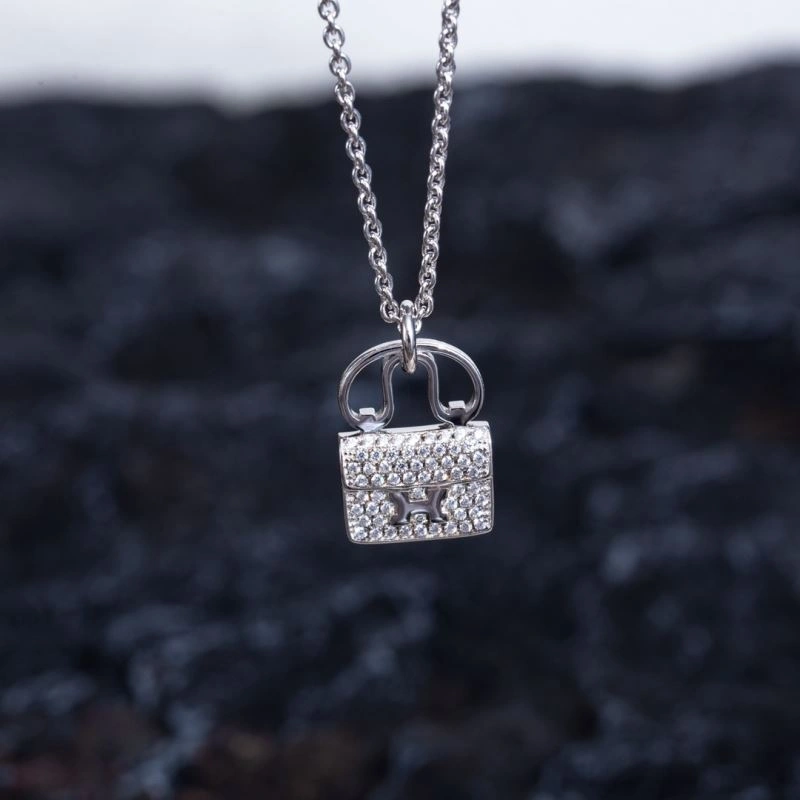 Hermes Necklaces Sleek 247544
