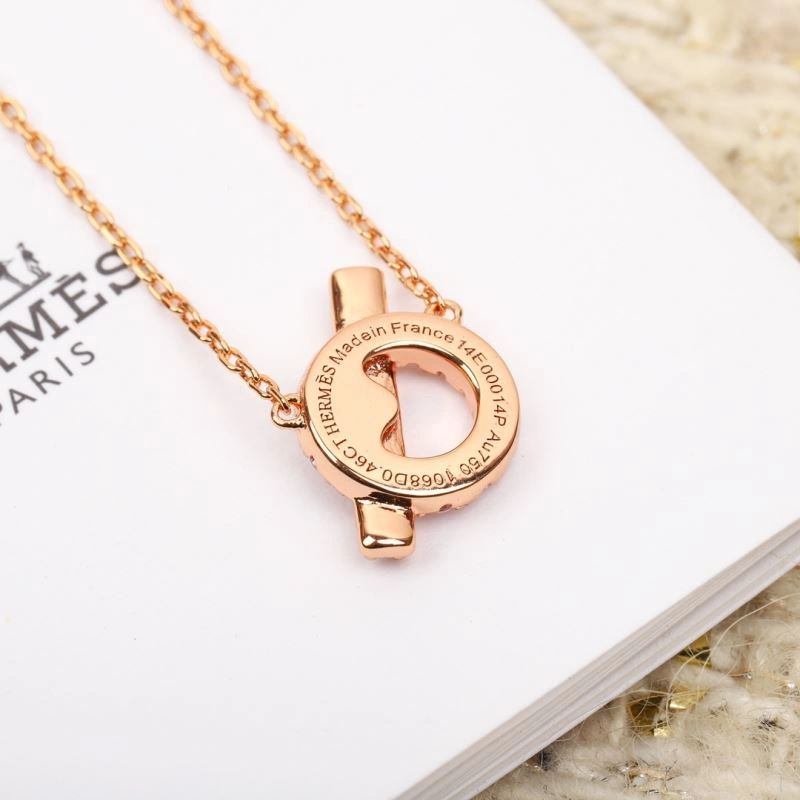 Versatile Hermes Necklaces 247553