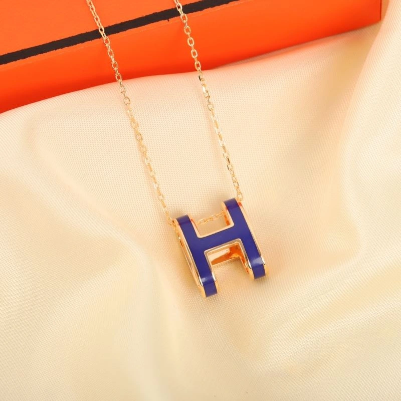 Compact Hermes Necklaces 247572