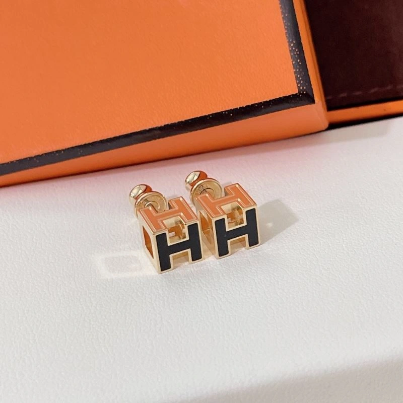 Affordable Hermes Necklaces 247536