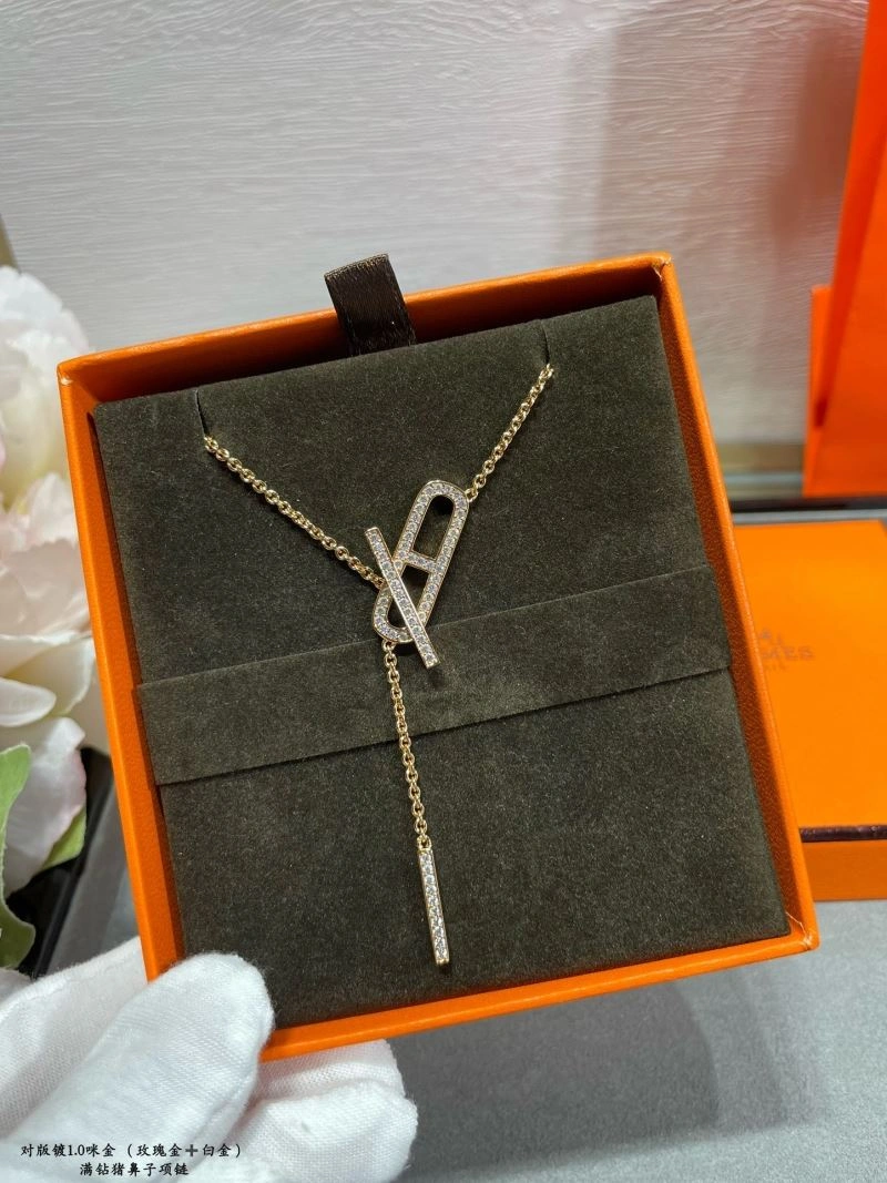 Minimalist Hermes Necklaces 247482