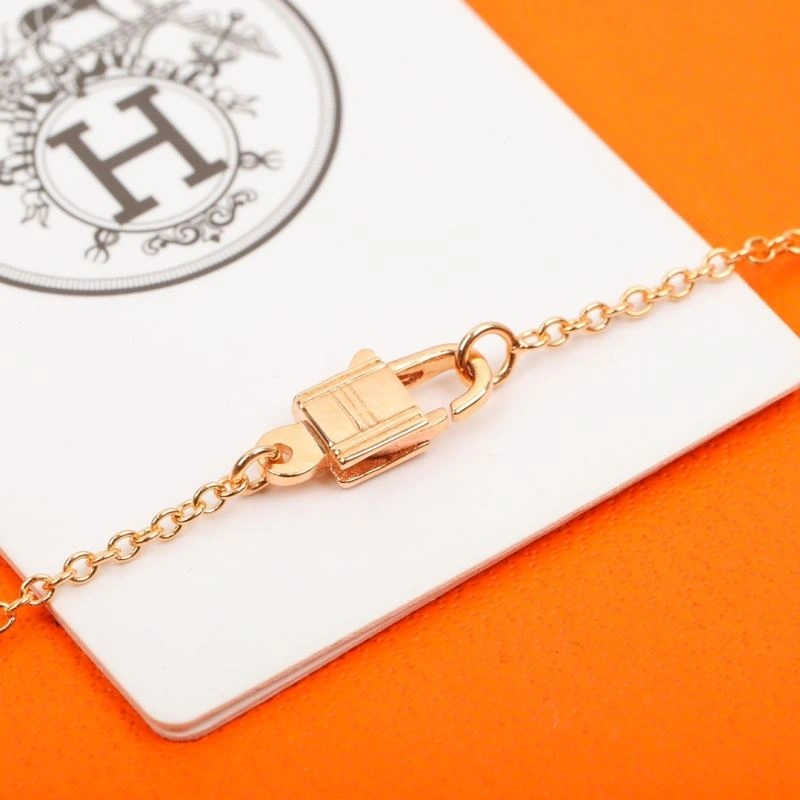 SportInspired Hermes Necklaces 247467