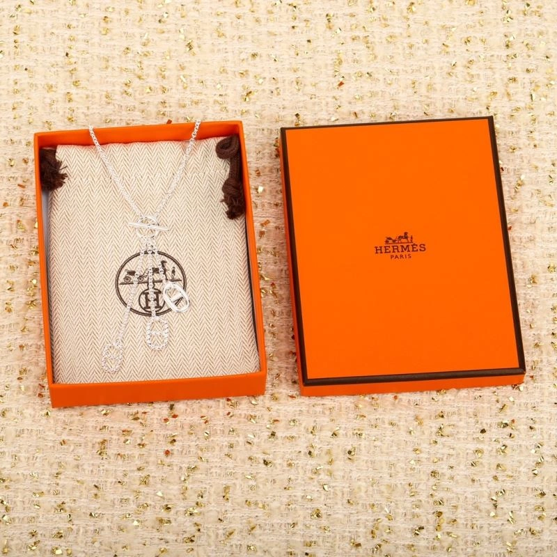Hermes Necklaces UrbanChic 247476