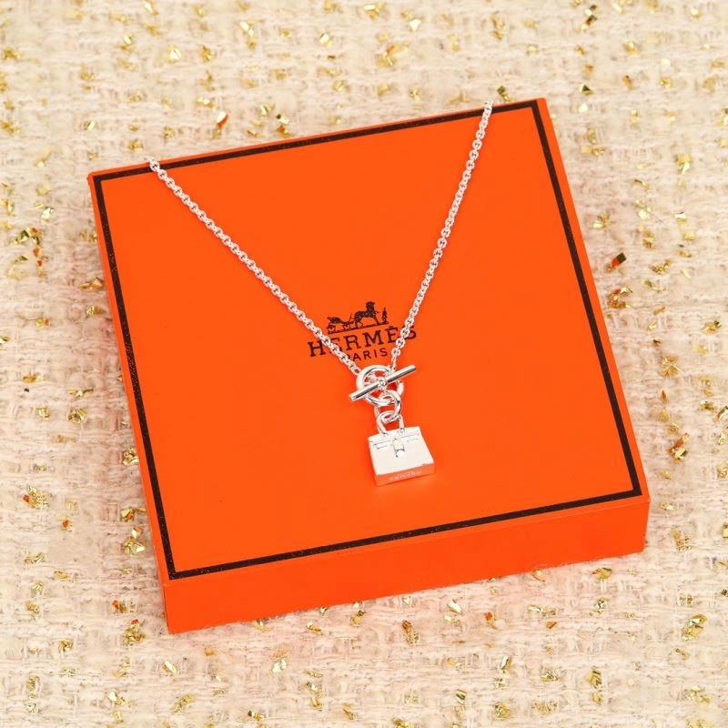 Seasonal Hermes Necklaces 247289
