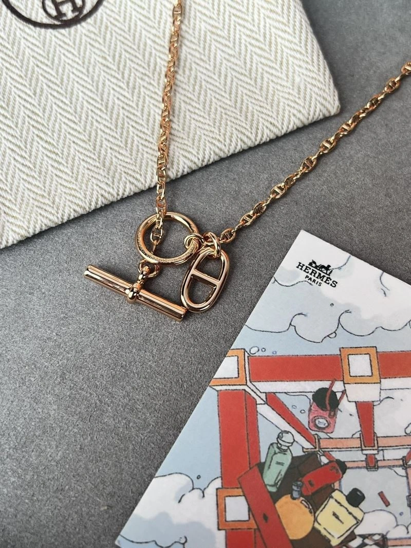 Resilient Hermes Necklaces 247267