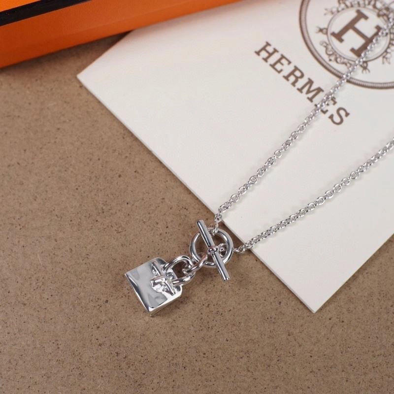 StreetReady Hermes Necklaces 247171