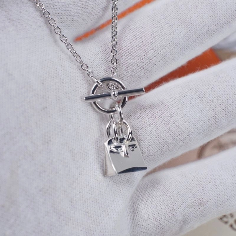 StreetReady Hermes Necklaces 247171