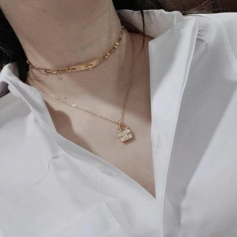 Vibrant Hermes Necklaces 247144
