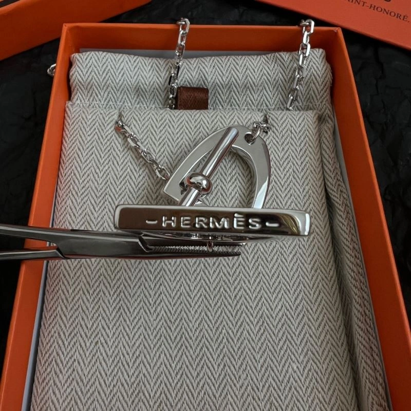 Hermes Necklaces EyeCatching 247120