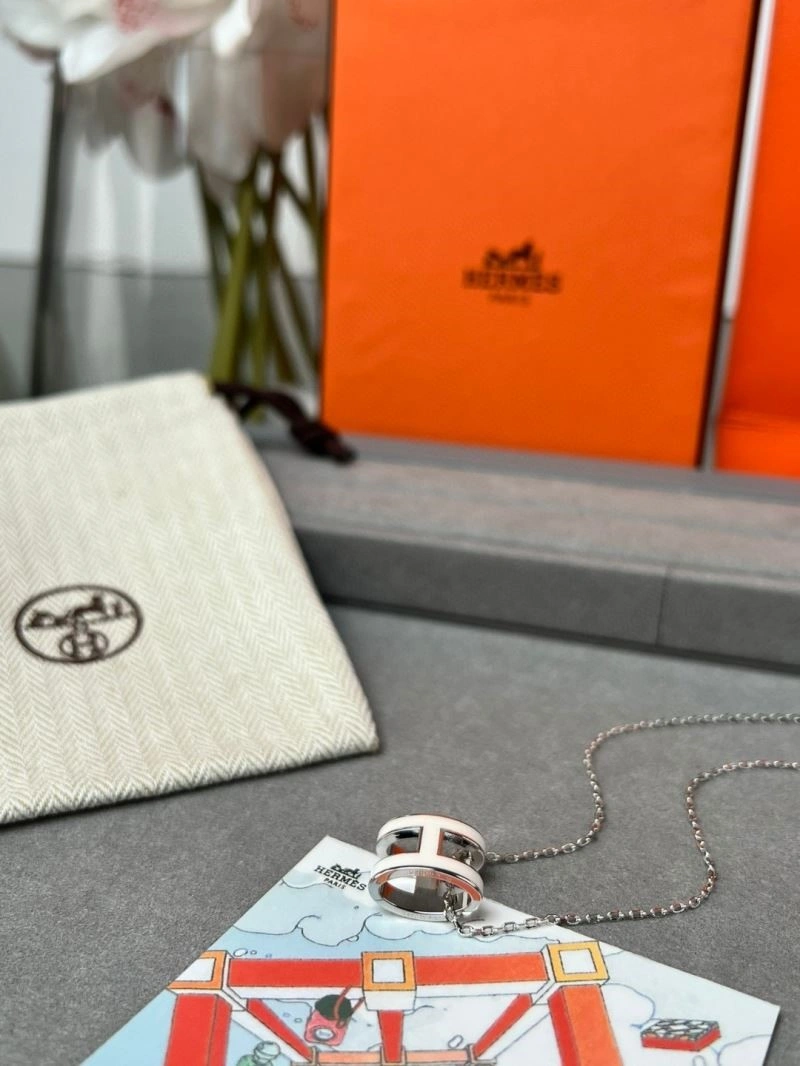 Contemporary Hermes Necklaces 247043
