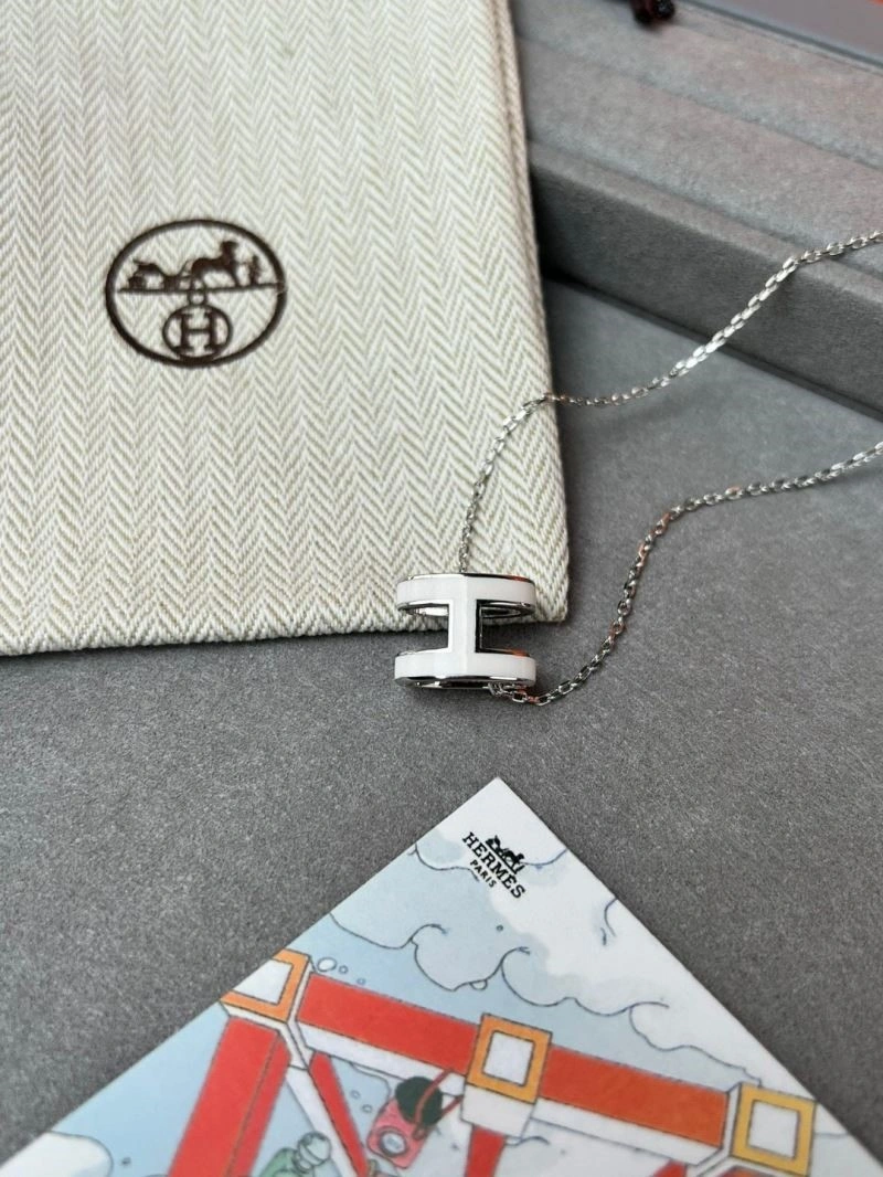 Contemporary Hermes Necklaces 247043