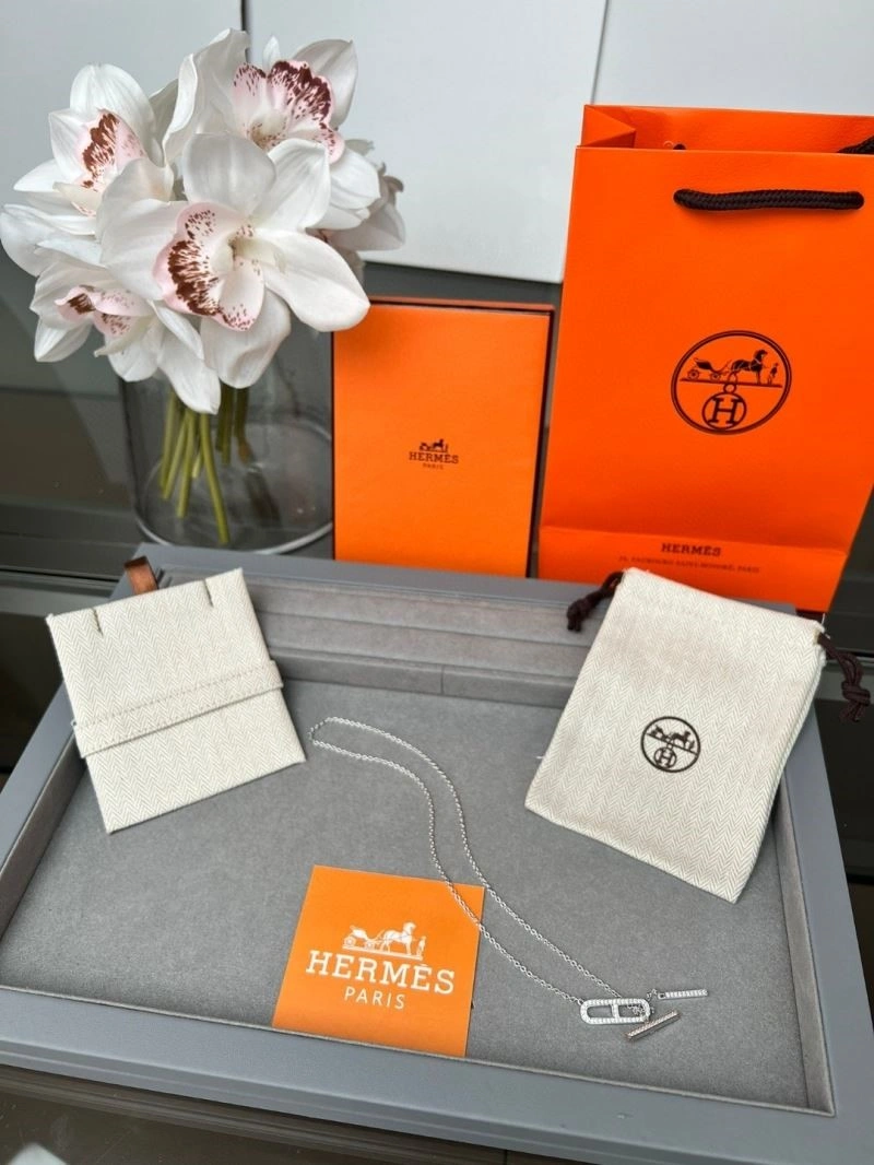 FashionForward Hermes Necklaces 247033