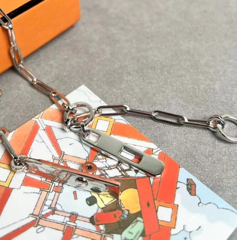 Bold Hermes Necklaces 247029