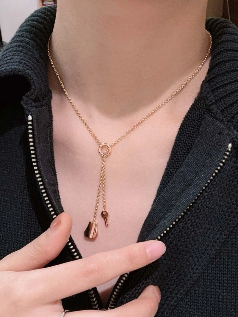 FashionForward Hermes Necklaces 247031