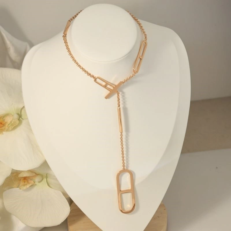 EyeCatching Hermes Necklaces 247018