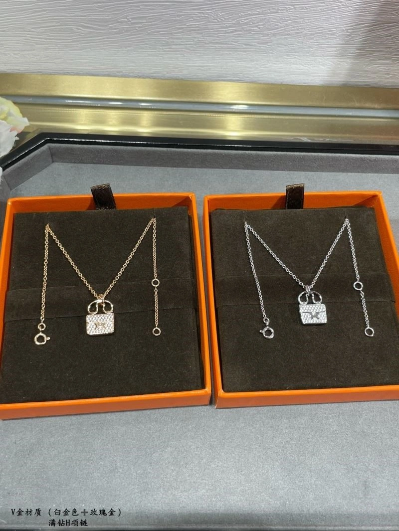 WaterResistant Hermes Necklaces 246989