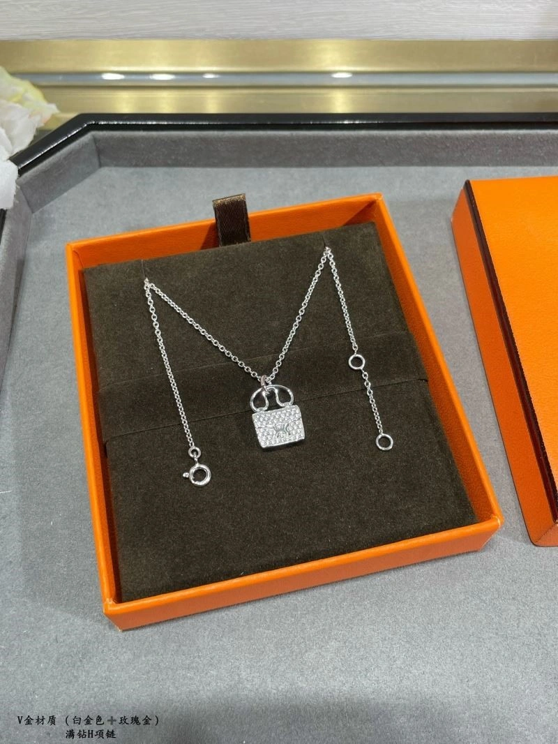 WaterResistant Hermes Necklaces 246989