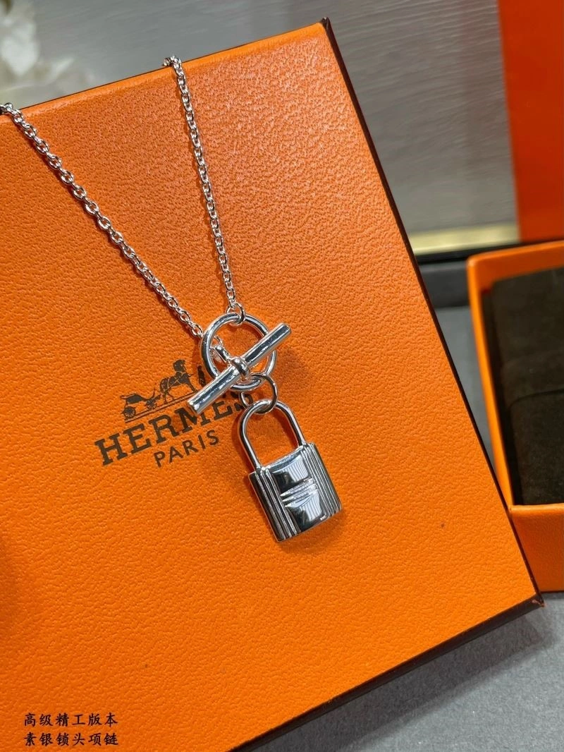 Colorful Hermes Necklaces 246977